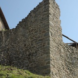 Castello di Perpoli, resti delle mura